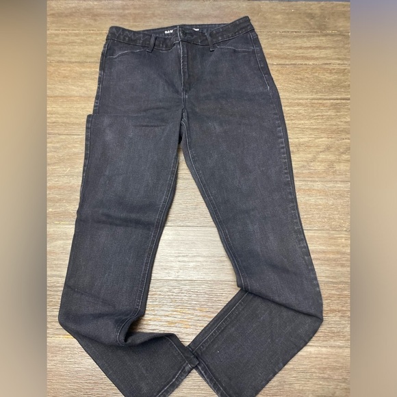 Old Navy High-Waisted Rockstar Super-Skinny Ankle Jeans Size 12 Black - Picture 1 of 7